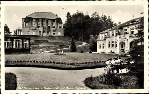 Ak Lázně Kundratice Bad Kunnersdorf Osečná Oschitz Region Reichenberg, Badehaus, Kurhaus