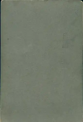 Foto Deutscher Soldat in Uniform, Sitzportrait