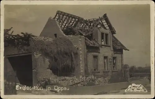 Foto Ak Oppau Ludwigshafen am Rhein, Explosion, Zerstörtes Haus