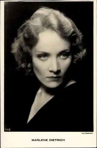 Ak Schauspielerin Marlene Dietrich, Portrait, Paramount 113