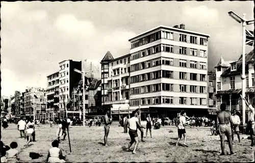 Ak La Panne De Panne Westflandern, La Plage