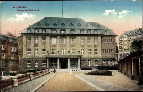 Ak Wiesbaden in Hessen, Kaiser Friedrich Bad, Außenansicht