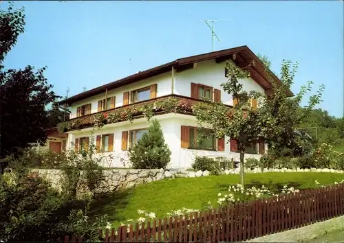 Ak Bergen im Chiemgau Oberbayern, Haus Sander, Außenansicht