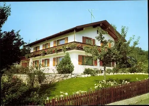 Ak Bergen im Chiemgau Oberbayern, Haus Sander, Außenansicht