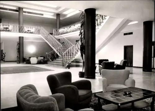 Ak München, Hotel Metropol, Foyer