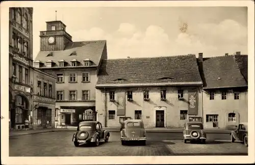 Ak Senftenberg in der Niederlausitz, Platz der Freundschaft, Autos