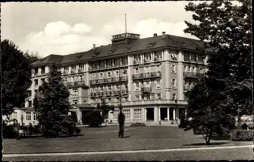 Ak Baden Baden am Schwarzwald, Hotel Bellevue, Außenansicht