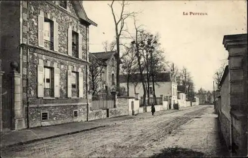 Ak Le Perreux sur Marne Val de Marne, Straßenpartie im Ort