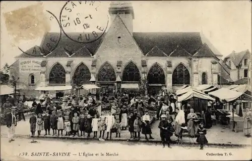 Ak Sainte Savine Aube, L'Eglise et le Marché