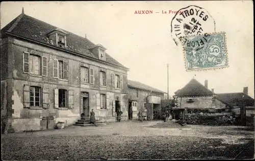 Ak Auxon Aube, La Fromagerie