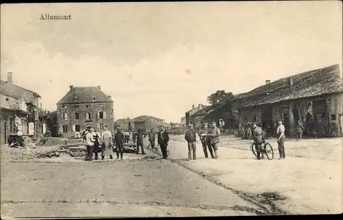 Ak Allamont Meurthe et Moselle, Soldaten, Straßenpartie