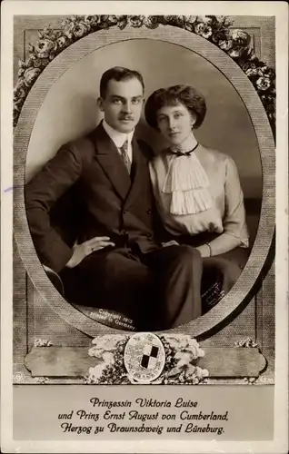 Passepartout Ak Herzog Ernst August von Braunschweig, Prinzessin Viktoria Luise, Wappen