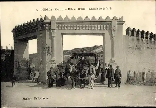 Ak Oudjda Oujda Marokko, Bab el Renis, Entree de la Ville, Kutsche