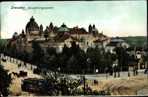 Ak Dresden, Ausstellungspalast, Gesamtansicht, Allee