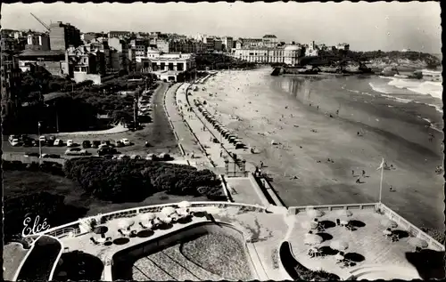 Ak Biarritz Pyrénées Atlantiques, Vue de la Grande-Plage, la Pisicne