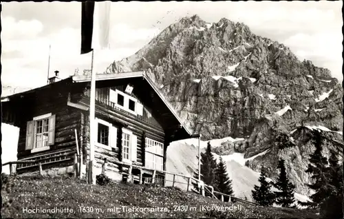 Ak Hochlandhütte am Wörner, mit Tiefkarspitze, Karwendel, Mittenwalder Tal