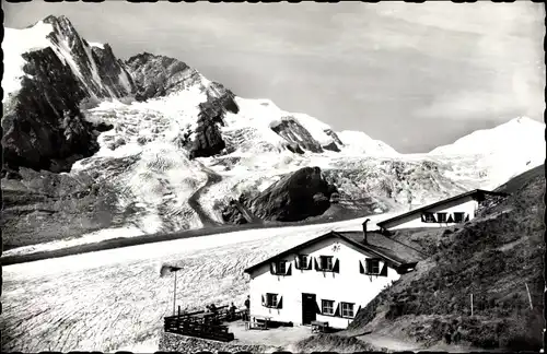 Ak Großglockner in Kärnten, Hofmannshütte der Akad. Sektion Wien des Ö.A.V. mit Johannisberg