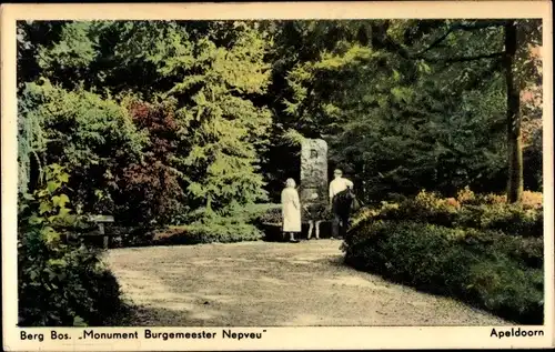 Ak Apeldoorn Gelderland, Berg Bos. Monument Burgemeester Nepveu