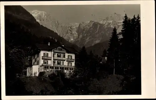 Foto Ak Berchtesgaden in Oberbayern, Haus Erika, Außenansicht
