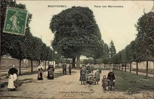 Ak Montfermeil Seine Saint Denis, Place des Marronniers