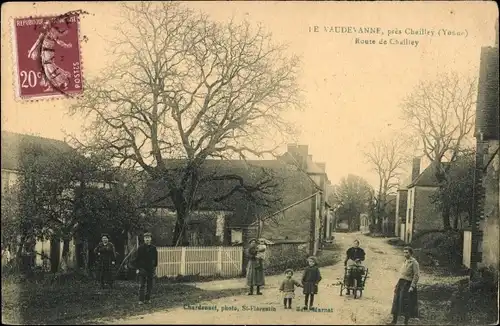 Ak Le Vaudevanne Yonne, Route de Chailley