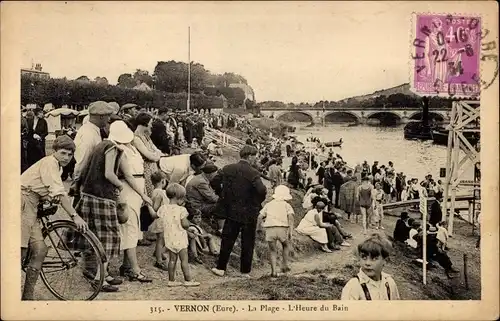 Ak Vernon Eure, La Plage, L'Heure du Bain