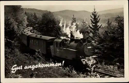 Ak Gut angekommen, Eine Eisenbahn im Harz, Dampflokomotive