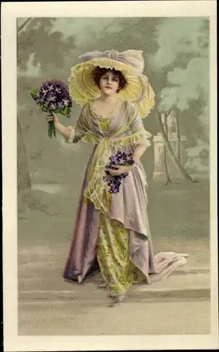 Litho Dame im langen Kleid, Hut, Blumenstrauß