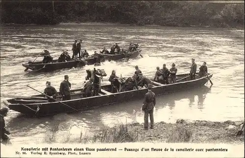 Ak Schweizer Armee, Kavallerie mit Pontonieren einen Fluss passierend, Cavallerie, Pontonniers
