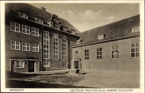 Ak Aabenraa Apenrade Dänemark, Deutsche Privatschule, innerer Schulhof