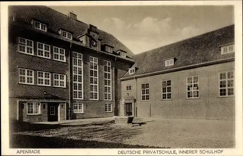 Ak Aabenraa Apenrade Dänemark, Deutsche Privatschule, innerer Schulhof