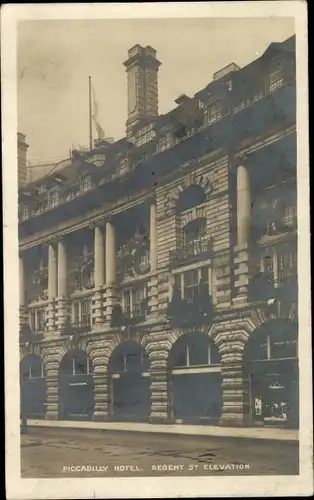 Ak West End London City England, Piccadilly Hotel