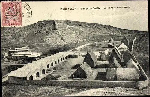Ak Marrakesch Marokko, Camp du Gueliz, le Parc a Fourrages