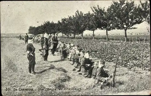 Ak En Campagne, Une chaine de tirailleurs