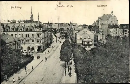 Ak Radeberg im Kreis Bautzen Sachsen, Dresdner Straße, Realschule