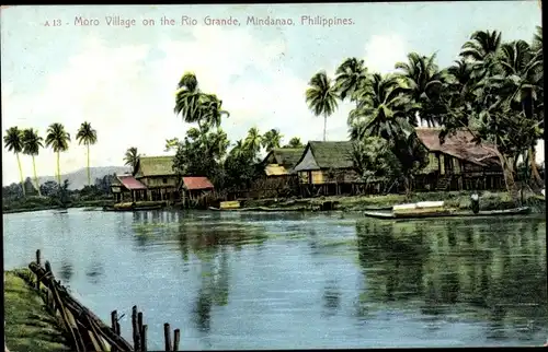 Ak Insel Mindanao Philippinen, Moro Village on the Rio Grande