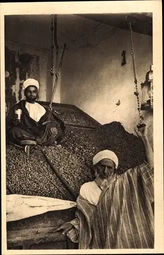 Ak Marrakesch Marokko, Le marchand de dattes, Dattelhändler, Araber, Maghreb