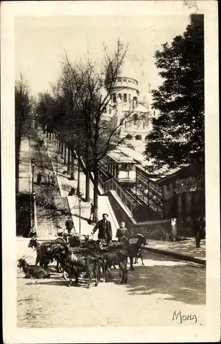 Ak Paris XVIII Montmartre, Le Chevrier, pres du Funiculaire Basilique du Sacre-Coeur, Ziegenhirte