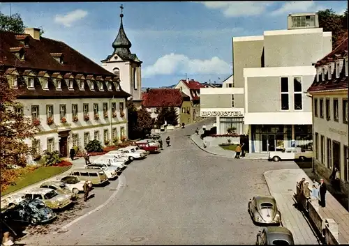 Ak Bad Neustadt an der Saale Unterfranken, Kurhausstraße, parkende Fahrzeuge, Badhotel, Turm