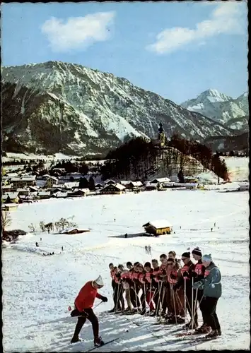 Ak Ruhpolding in Oberbayern, Skilehrer, Skischüler, Rauschberg, Sonntagshorn, Winteransicht