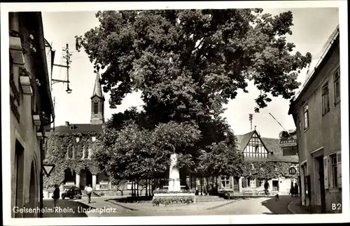 Ak Geisenheim am Rhein Hessen, Lindenplatz, Kirchturm