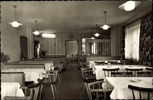 Ak Beerfelden Oberzent im Odenwald, Gasthof Pension Zur Mümlingquelle, Innenraum