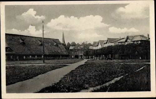Ak Kaltenkirchen in Holstein, Am Marktplatz, Kirchturm