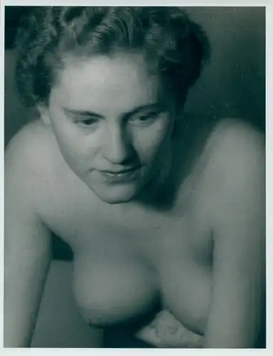 Foto Erotik, Frauenakt, Nackt, Barbusig, Blond, Portrait