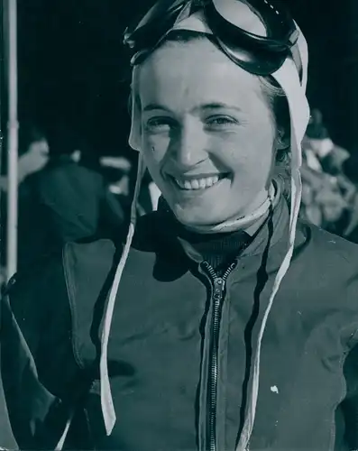 Foto Wintersport, Skirennläuferin Giuliana Chenal Minuzzo, Portrait