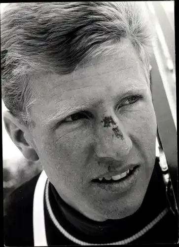 Foto Wintersport, Skirennfahrer, Sturzverletzungen im Gesicht