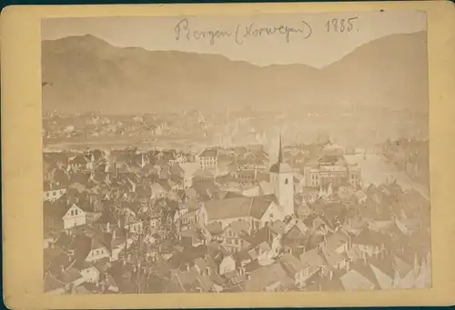 Foto Bergen Norwegen, Gesamtansicht 1885, Fotograf Max Behrends