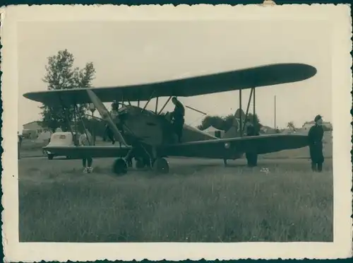 Foto Doppeldecker-Flugzeug