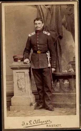 CdV Deutscher Soldat, Uniform, Standportrait