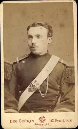 CdV Belgischer Soldat, Uniform, Epaulette